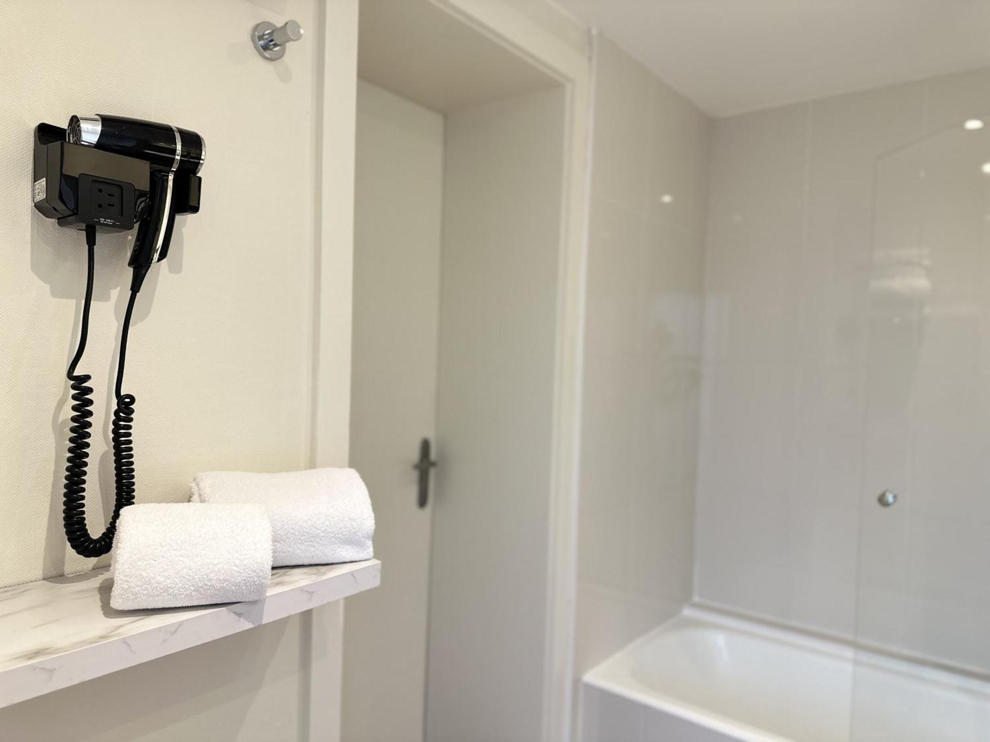 Ibis Styles Metz Centre Gare Hotel Exterior foto